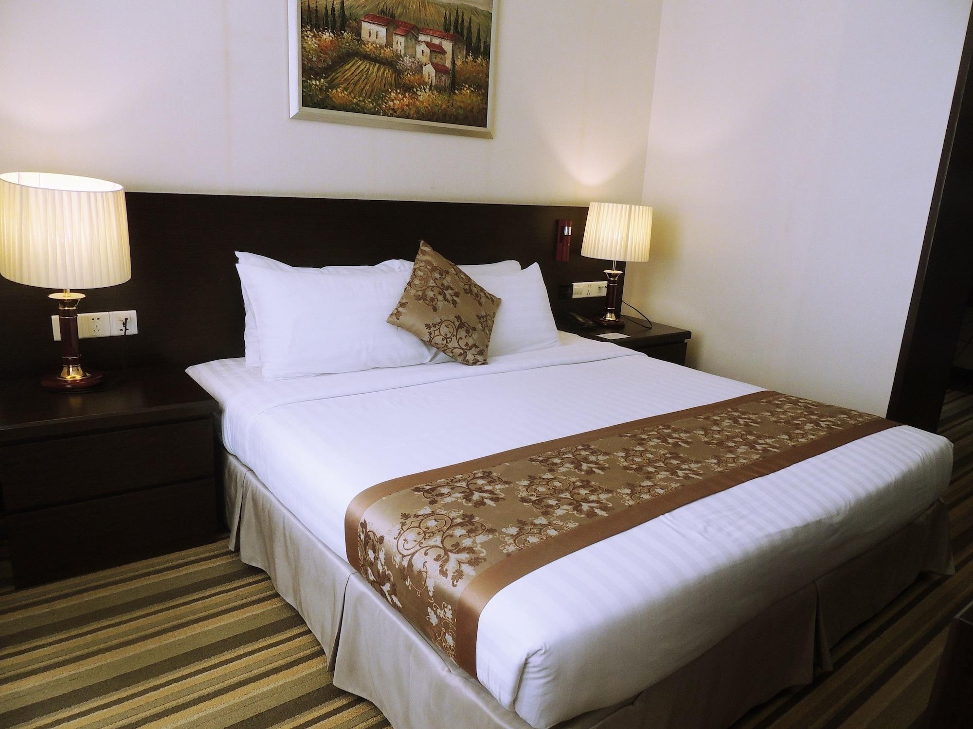 Esperado Lake View Hotel Γιανγκόν Εξωτερικό φωτογραφία