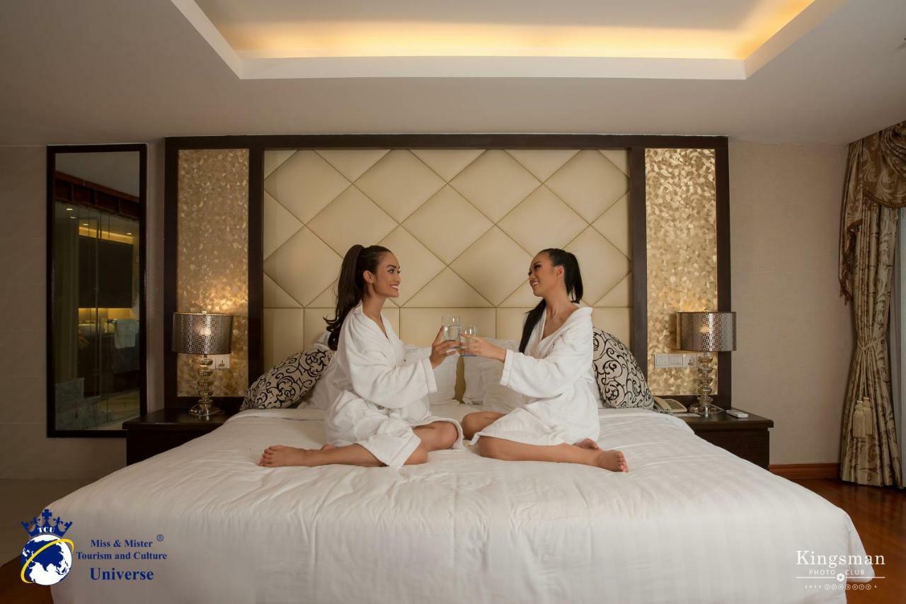 Esperado Lake View Hotel Γιανγκόν Εξωτερικό φωτογραφία